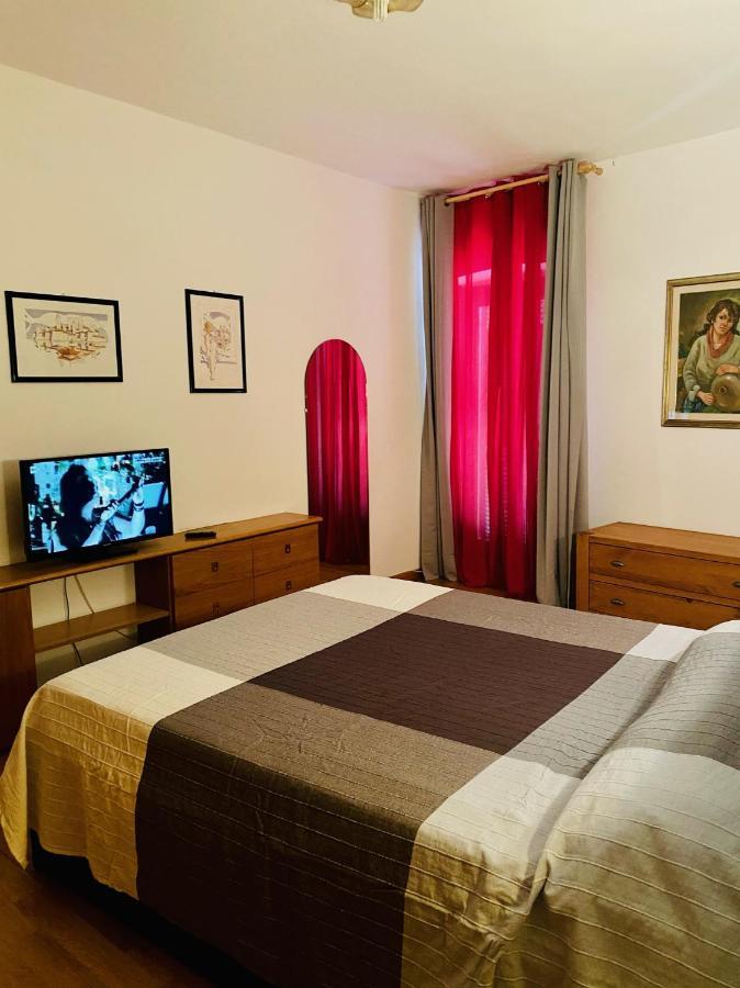 Villa Red House Tivegna Esterno foto